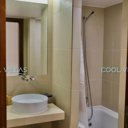 Apartment Serenity - Sea, Beach, Golf For 6 Guests *