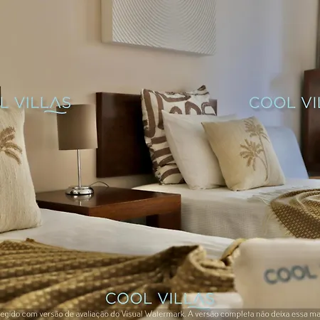 Serenity - Sea, Beach, Golf For 6 Guests Апартаменти *