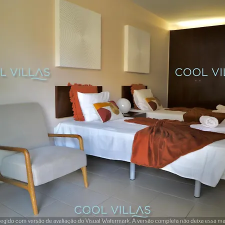 شقة Serenity - Sea, Beach, Golf For 6 Guests